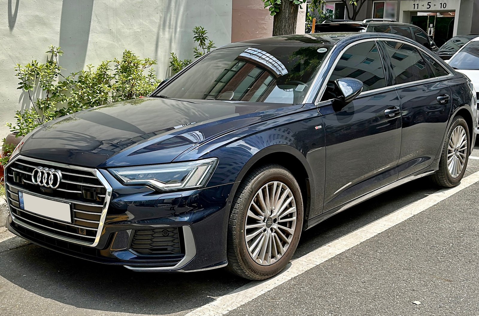Audi A6 Luxury Sedan